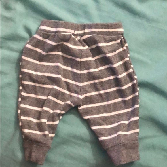 2 Carters new born 3 pieces set - Picture 6 of 8